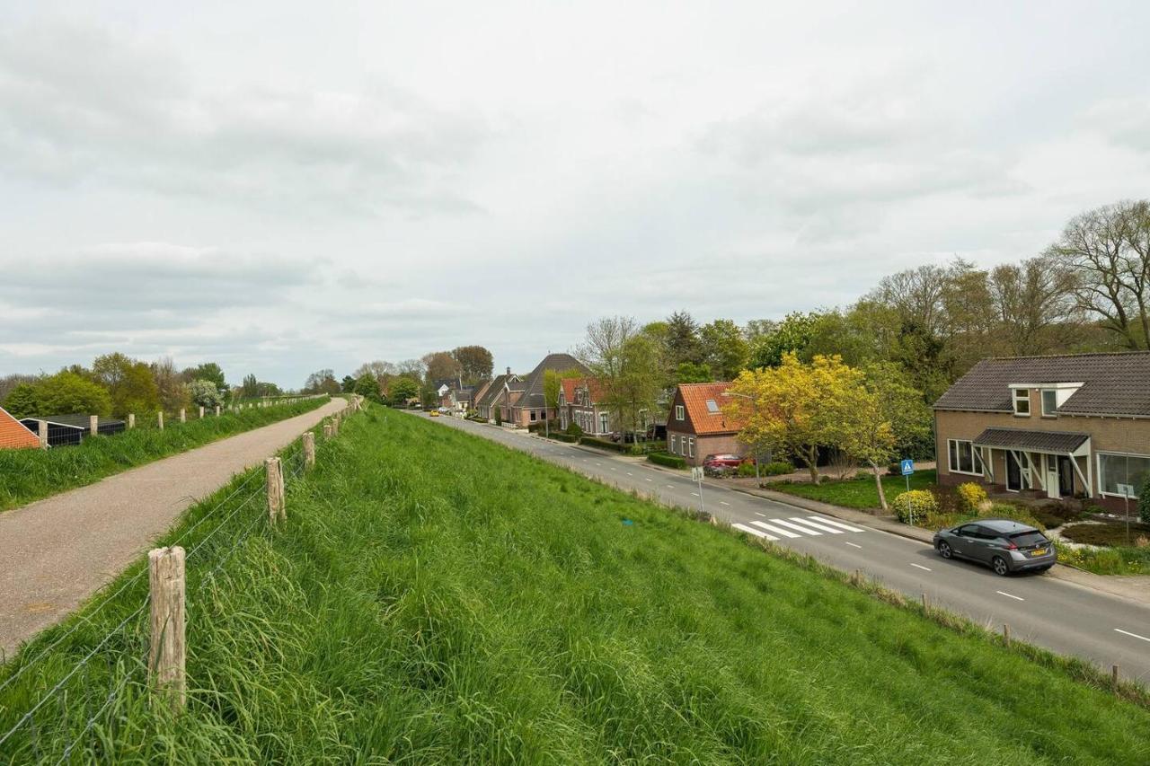 Private Characteristic Farmhouse Near The Lake Andijk Buitenkant foto